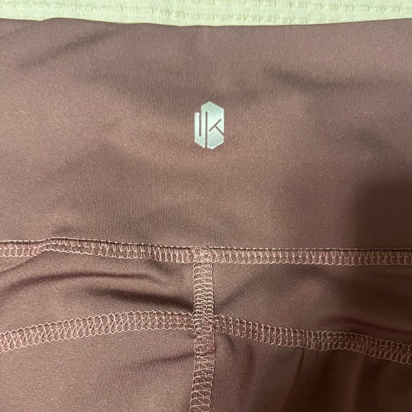 La Kottee Los Angeles Pocket Legging, Medium - Picture 4 of 5